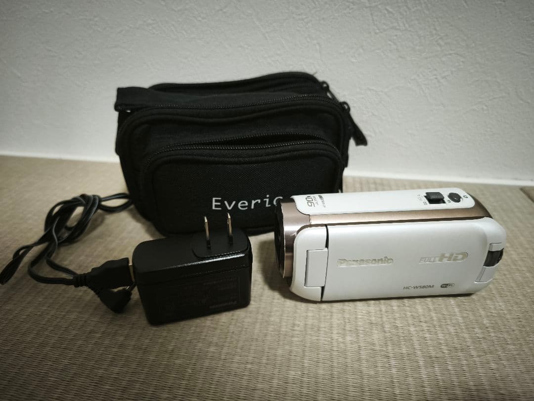 【美品】Panasonic HC-W580M 白