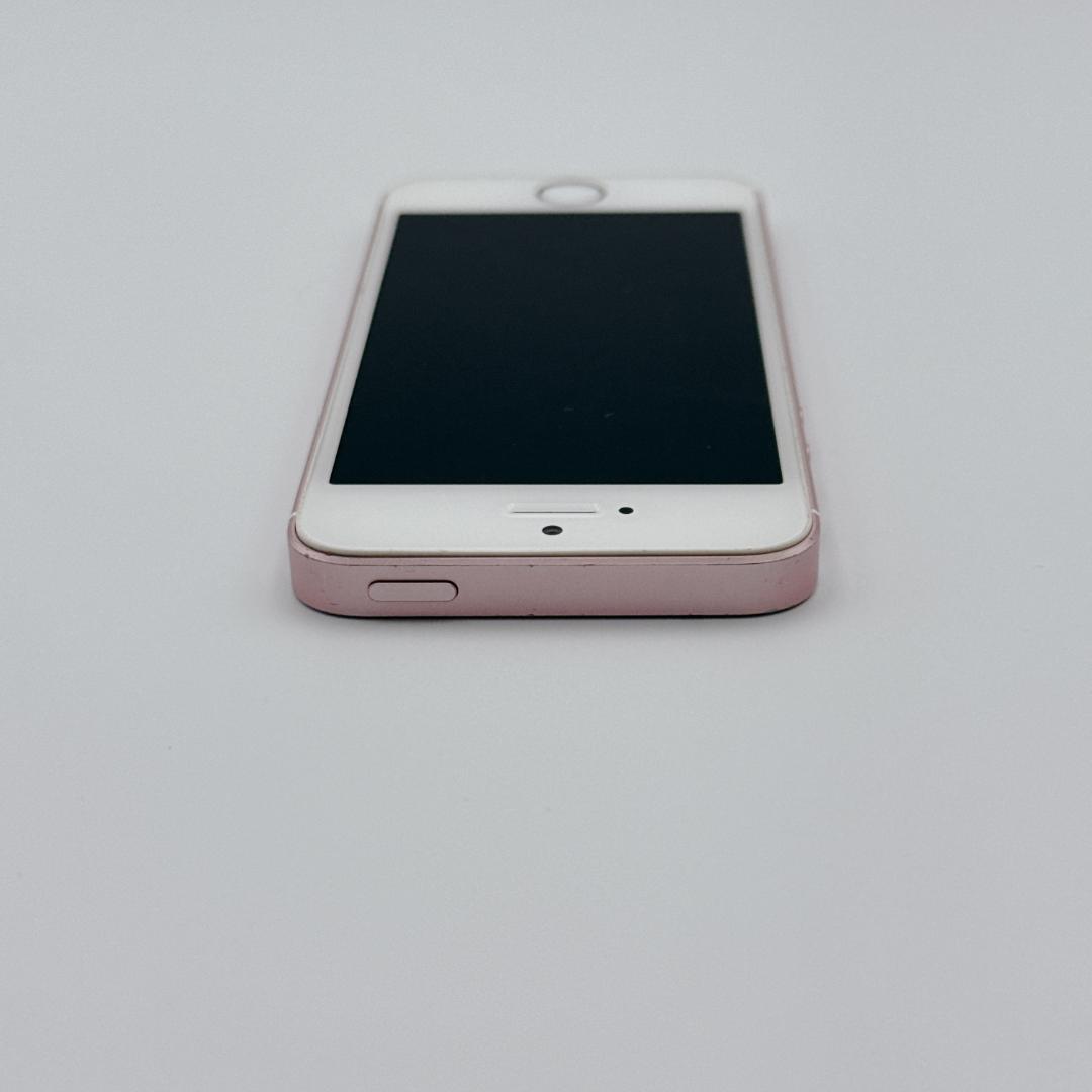 概ね美品 iPhoneSE 32GB SIMフリー ローズゴールド 84%