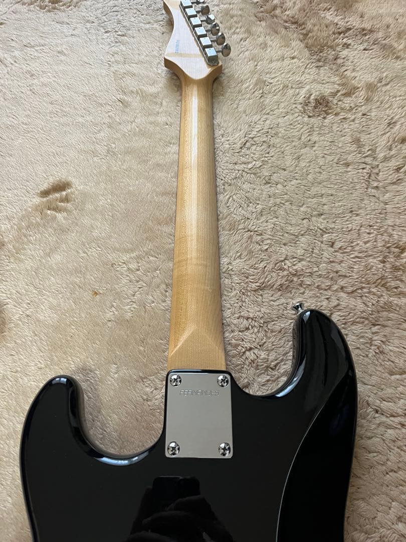 【調整済】Fernandes フェルナンデス　ストラト　黒　エレキギター
