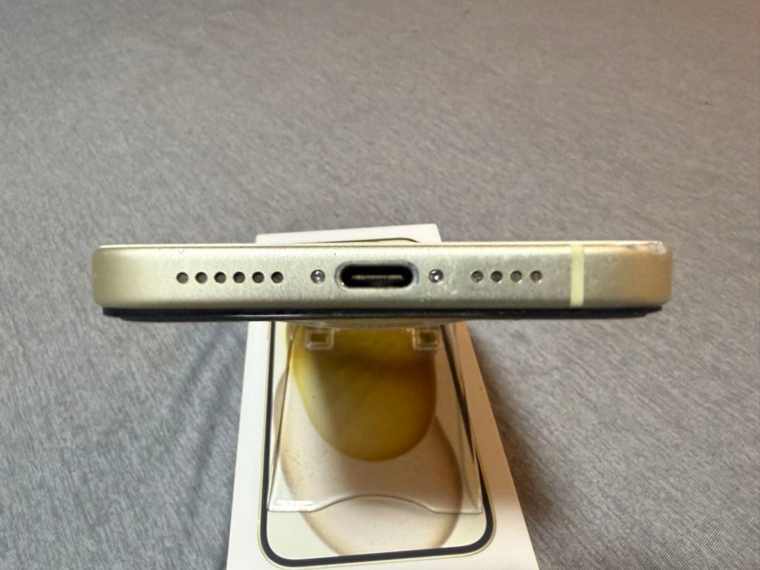 iPhone15 plus イエロー 256GB SIMフリー ジャンク