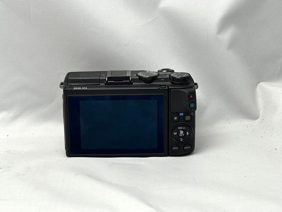 Canon EOS M3ダブルズームレンズセット♪安心フルセット♪