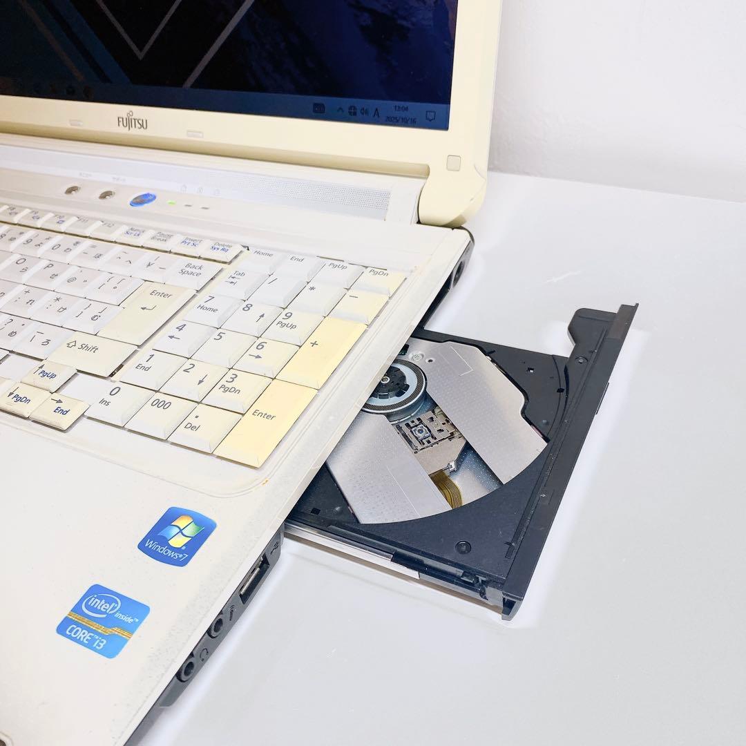 家計簿や自宅用に✨ 富士通 LIFEBOOK AH54/D ホワイト系