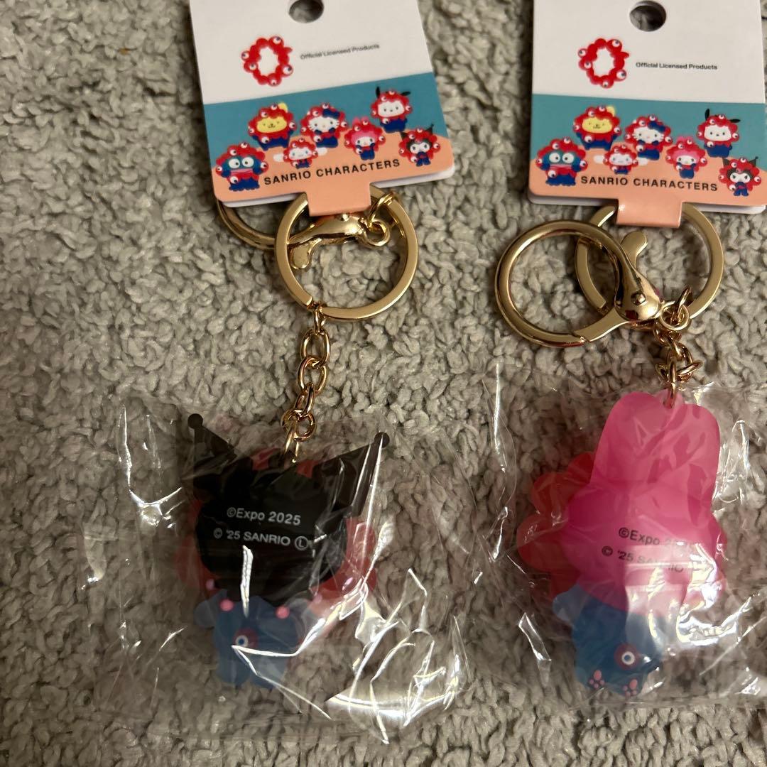 新品　ミャクミャク　立体マスコットクリアカラーキーホルダー　キティ　ポチャッコ