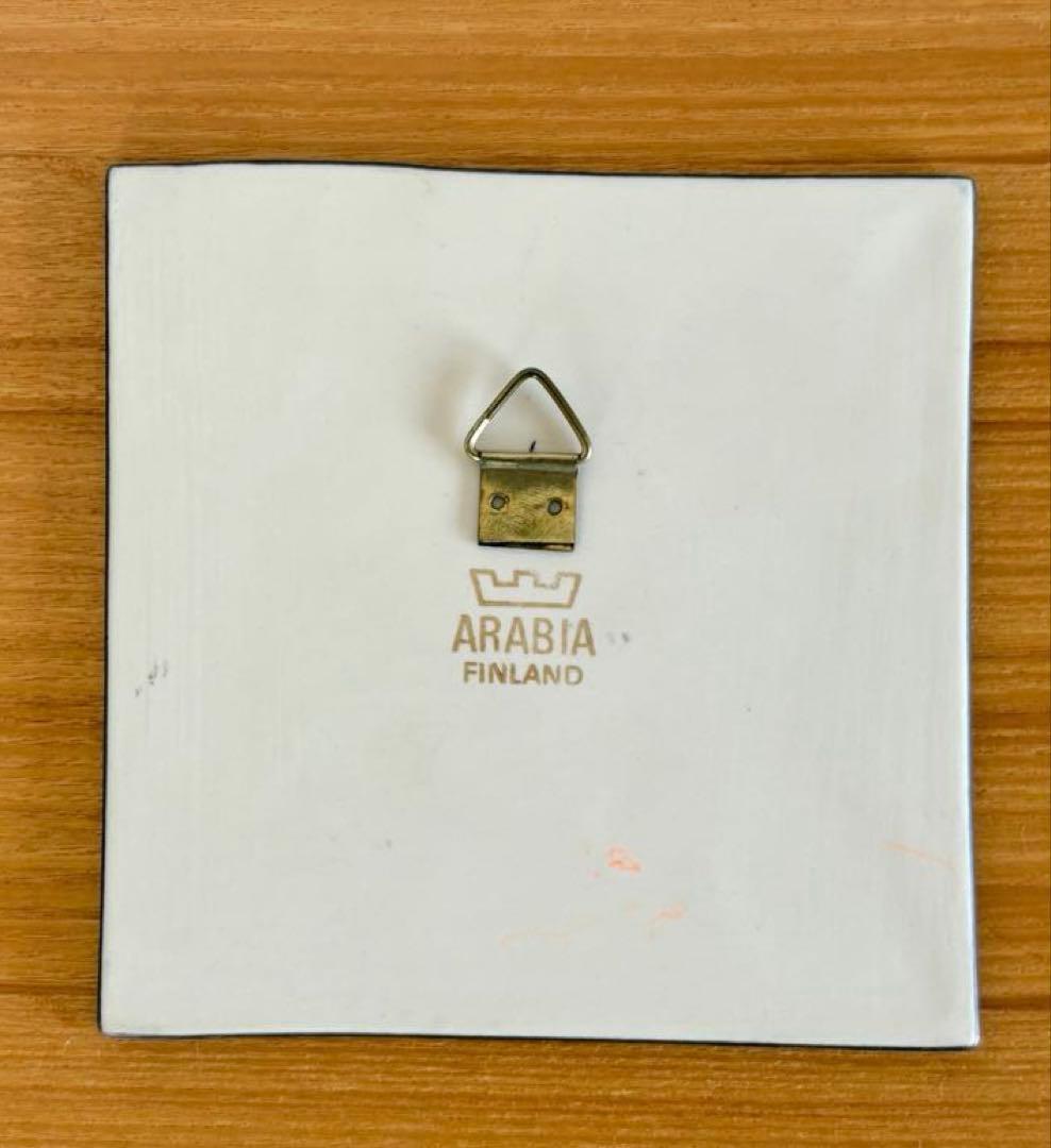ARABIA ヘルヤ \"Kissa katolla\" 陶板画