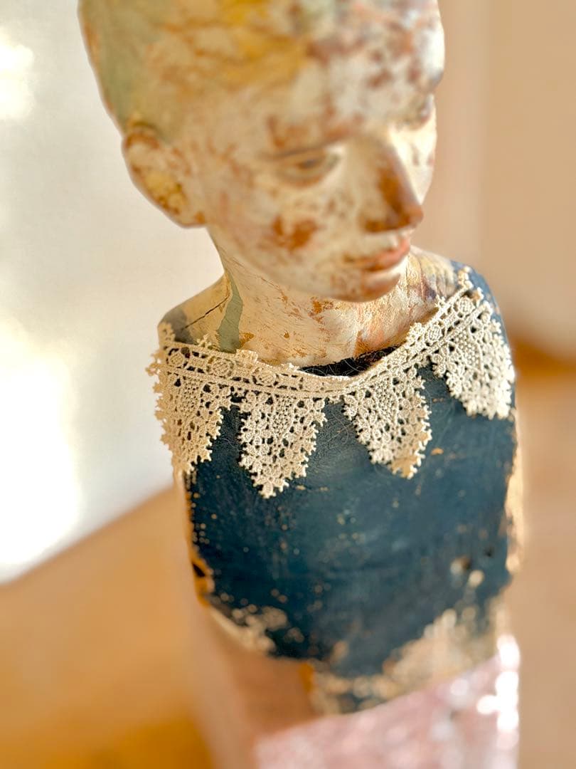 前川秀樹　像刻　「カローバラの井戸」　2008