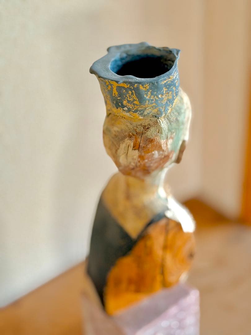 前川秀樹　像刻　「カローバラの井戸」　2008