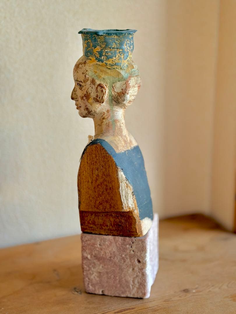 前川秀樹　像刻　「カローバラの井戸」　2008