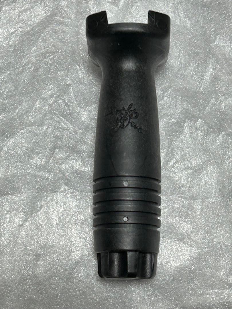 〈美品〉実物 Knight's Armament KAC ナイツ ハンドガード