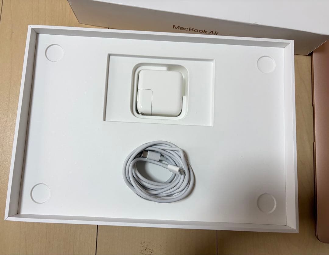 MacBook Air 2020年式　13インチ