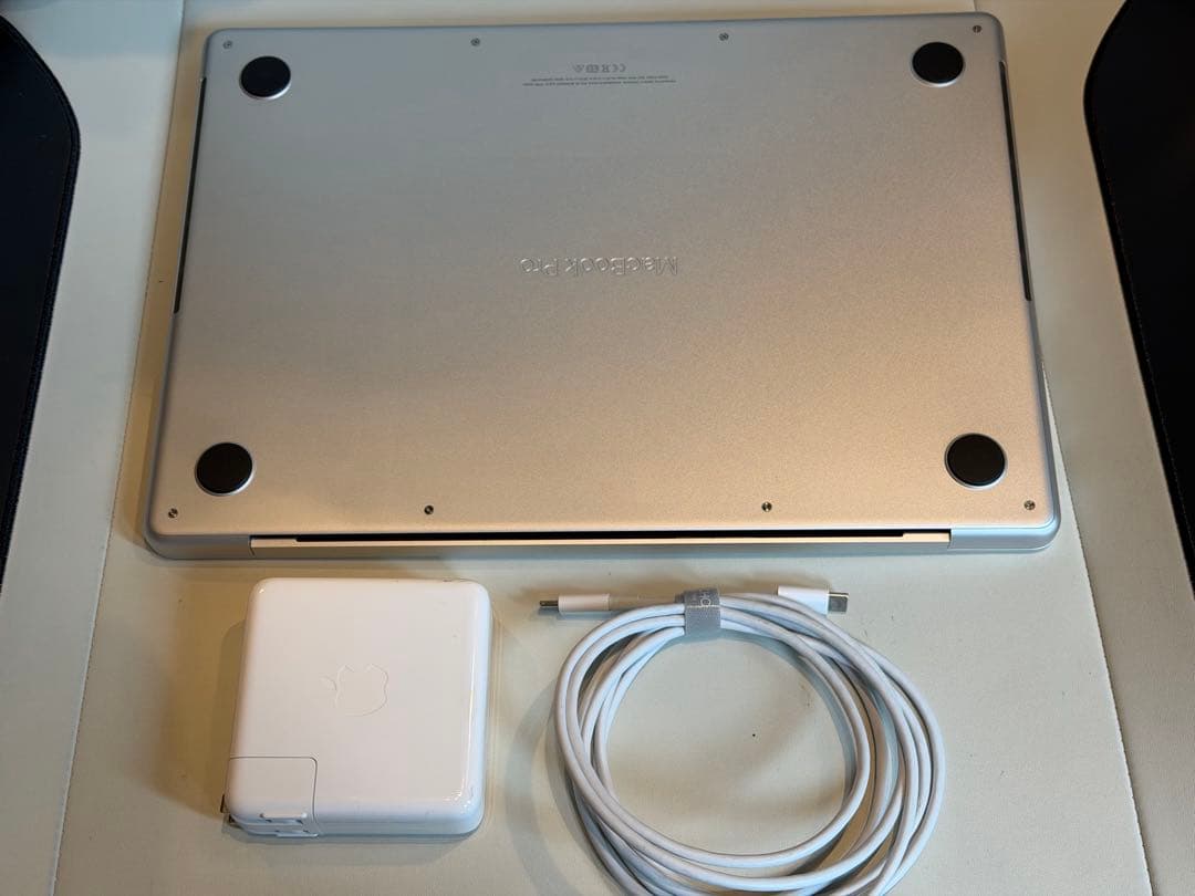 MacBook Pro 14“ M1 Max 64GB JIS