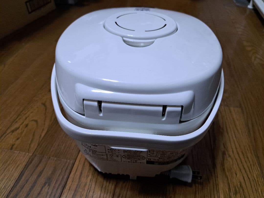くう　TOSHIBA IHジャー炊飯器 RC-10HK ホワイト