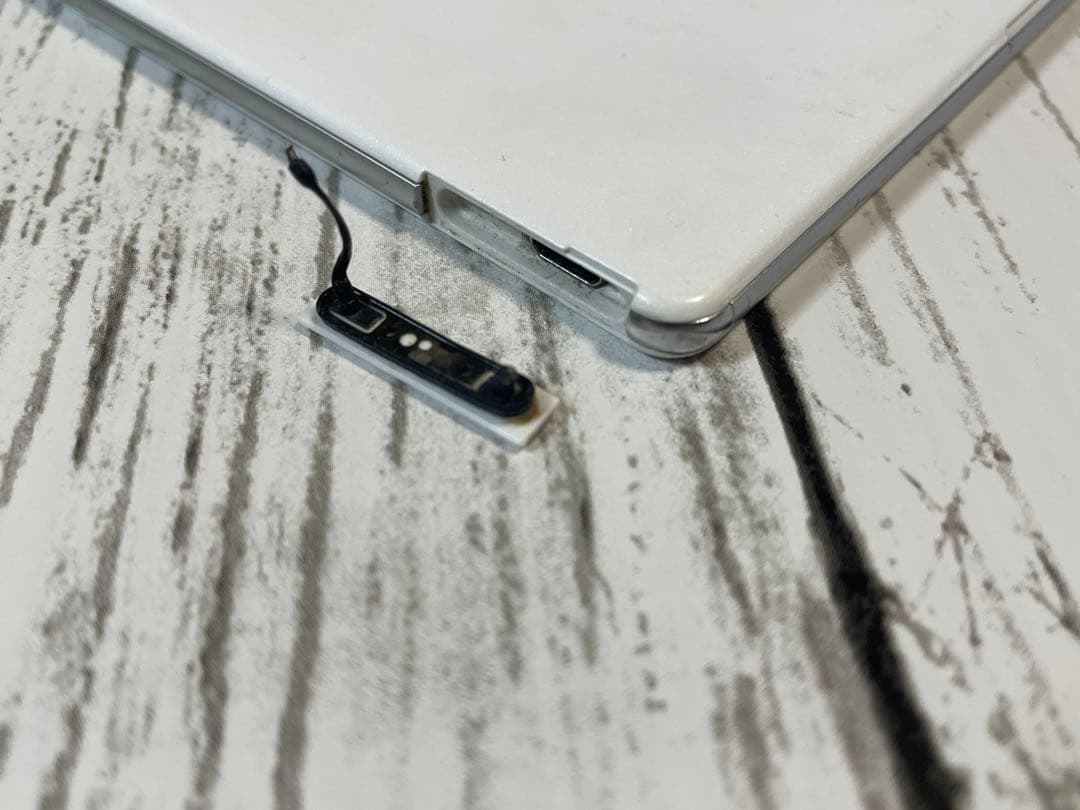 Xperia Z3 Tablet Compact Android11 カスタム