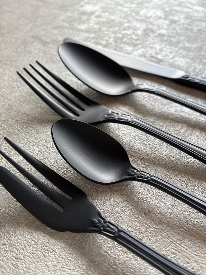 マットブラックカトラリーセット 5ピース ステンレス【新品】