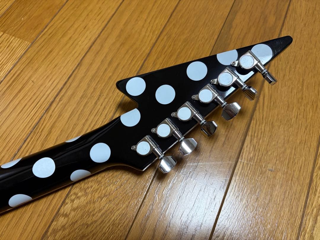 送料込 ランディ ローズ V型 ギター ポルカドット Randy Rhoads