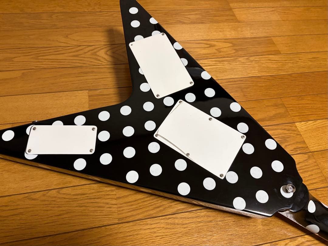 送料込 ランディ ローズ V型 ギター ポルカドット Randy Rhoads