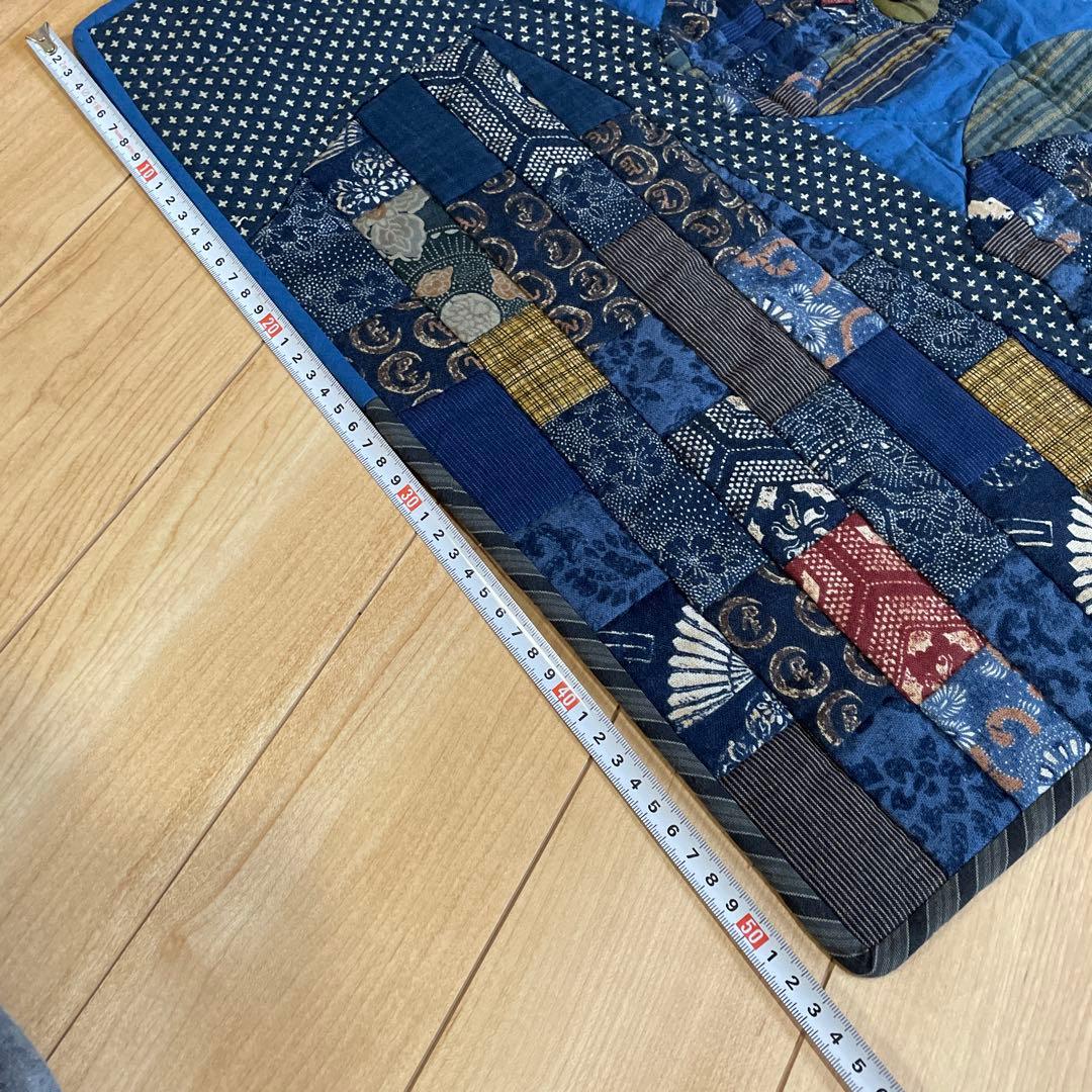 パッチワーク　ハンドメイド　タペストリー　フクロウ？