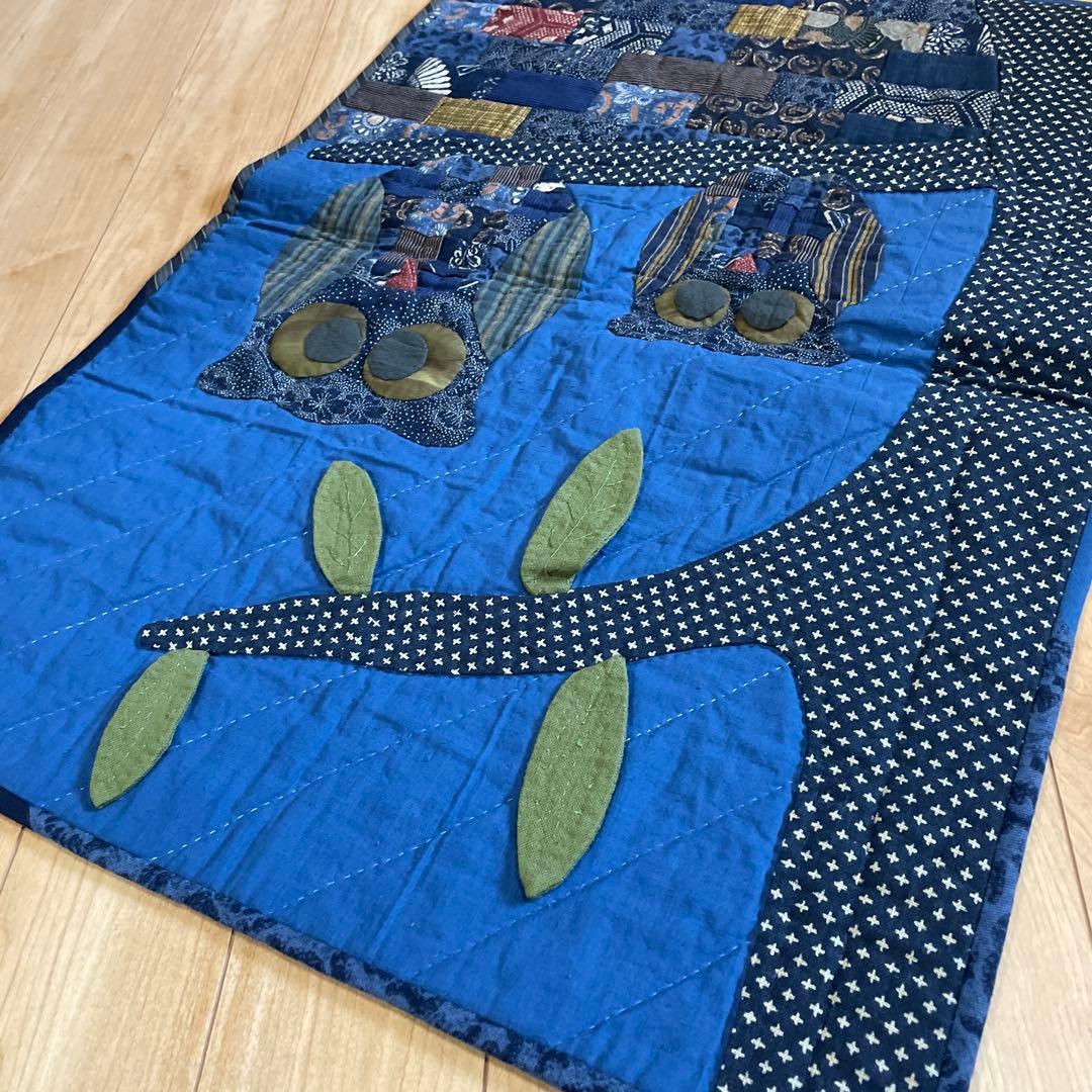 パッチワーク　ハンドメイド　タペストリー　フクロウ？