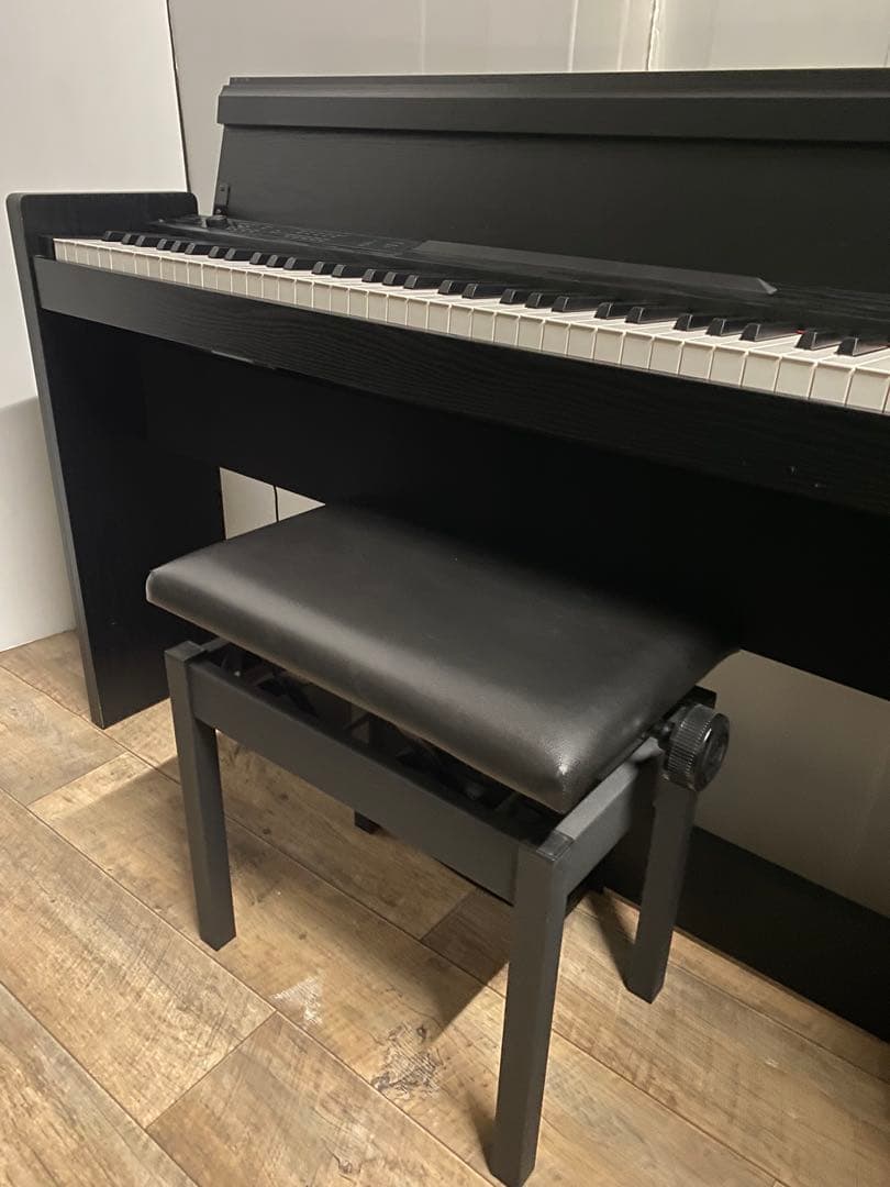 電子ピアノ　KORG LP380 コンパクトタイプ