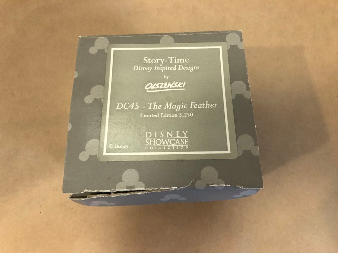 オルショウスキー　ダンボ　The Magic Feather 限定フィギュア