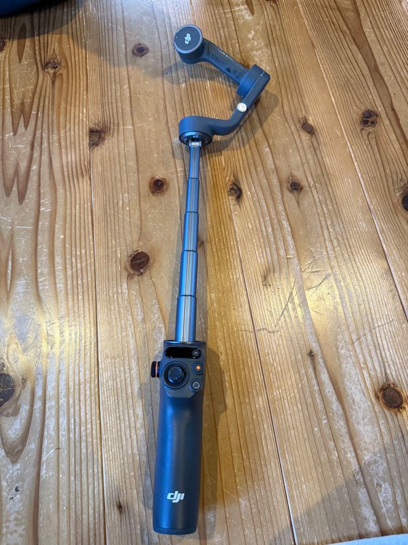 DJI Osmo Mobile 6 スタビライザー　2、3回使用　箱無し週末値下