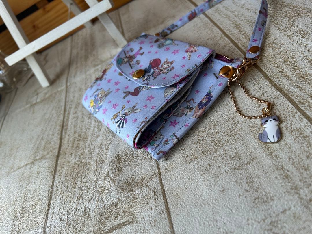 軽量薄型♡お札入れ付きケース　財布ジョリーフルール　星座グレー