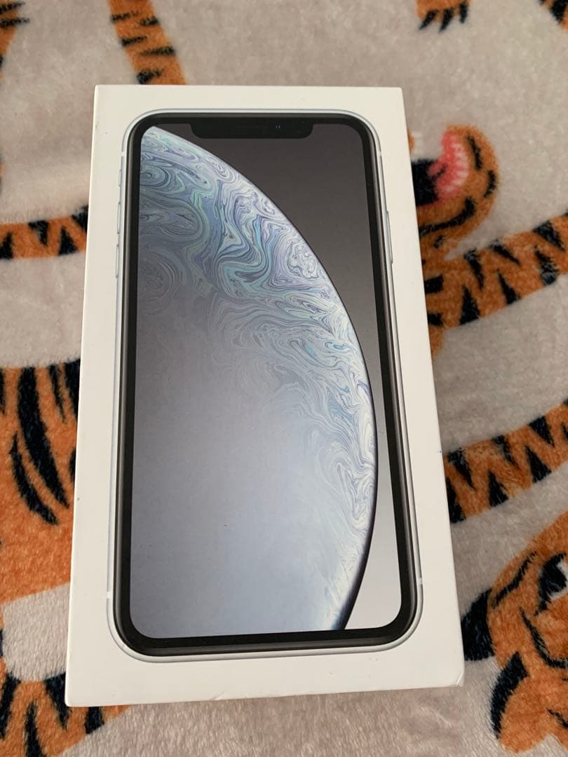 【美品】iPhoneXR 64GB ホワイト　SIMフリー