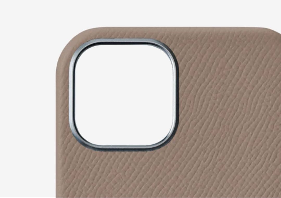 ボナベンチュラ　　iPhone15 エトープ