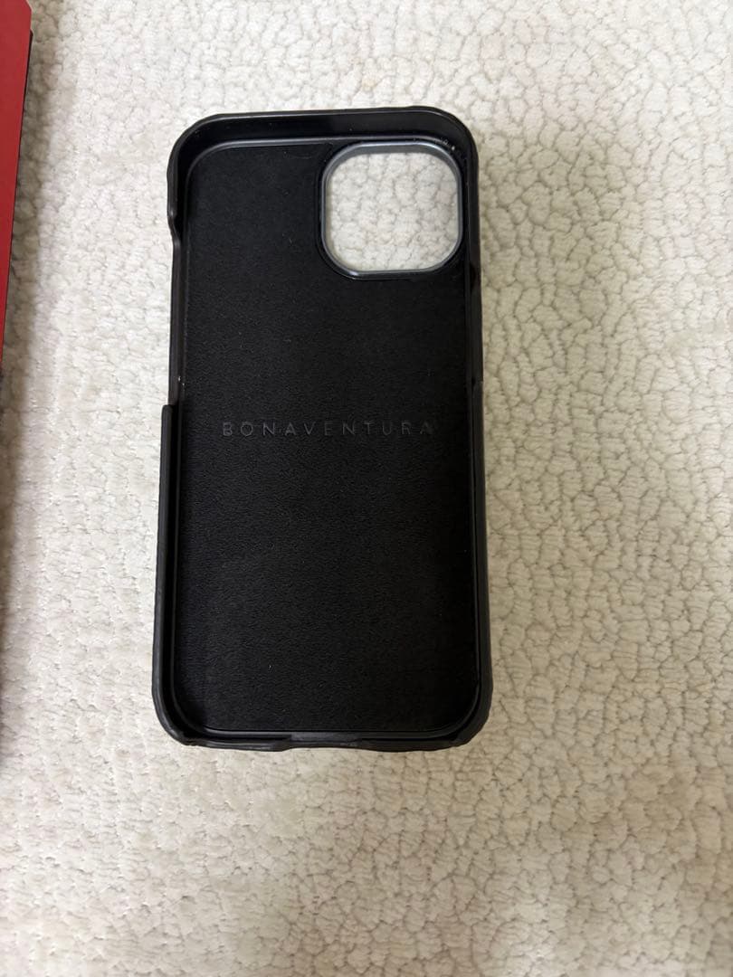 ボナベンチュラ　　iPhone15 エトープ