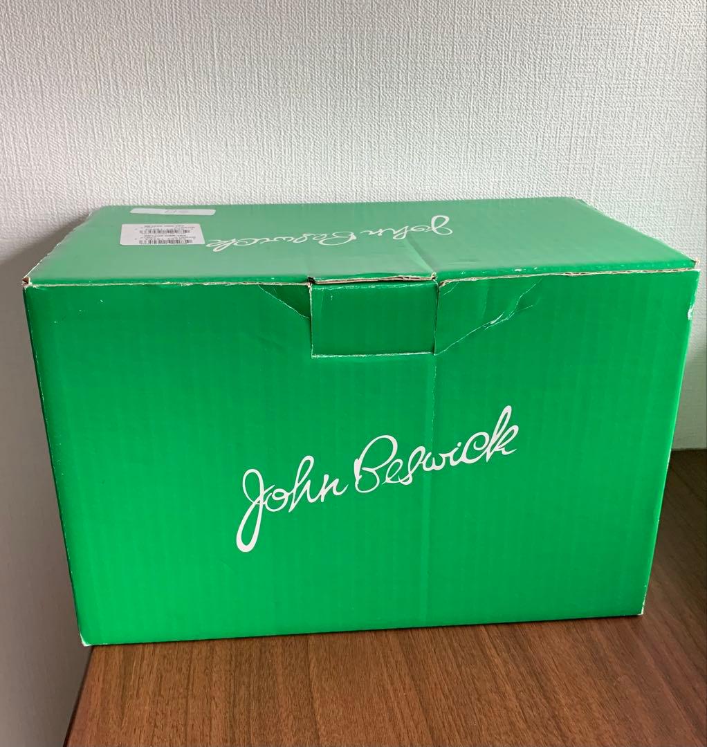 ピーターとベンジャミン タブロー りんご アップル ピーターラビット 置物