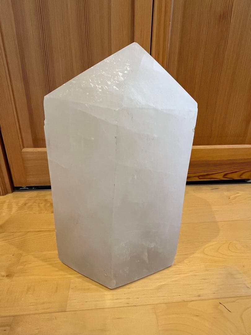 超巨大　水晶　六角柱　35キロ　巨大