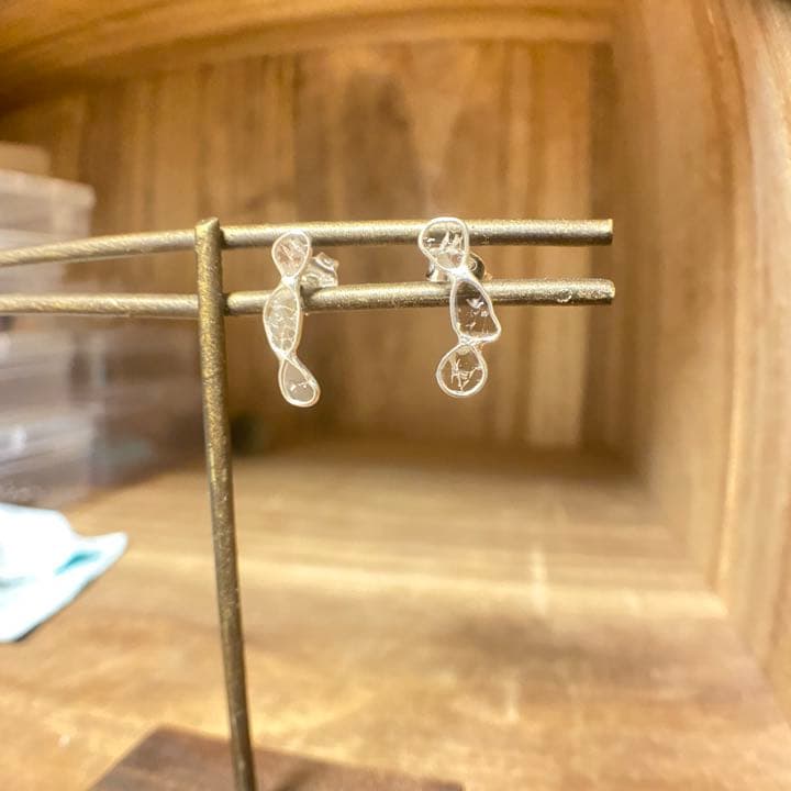 （新品未使用）スライスダイヤモンド 3連ピアス