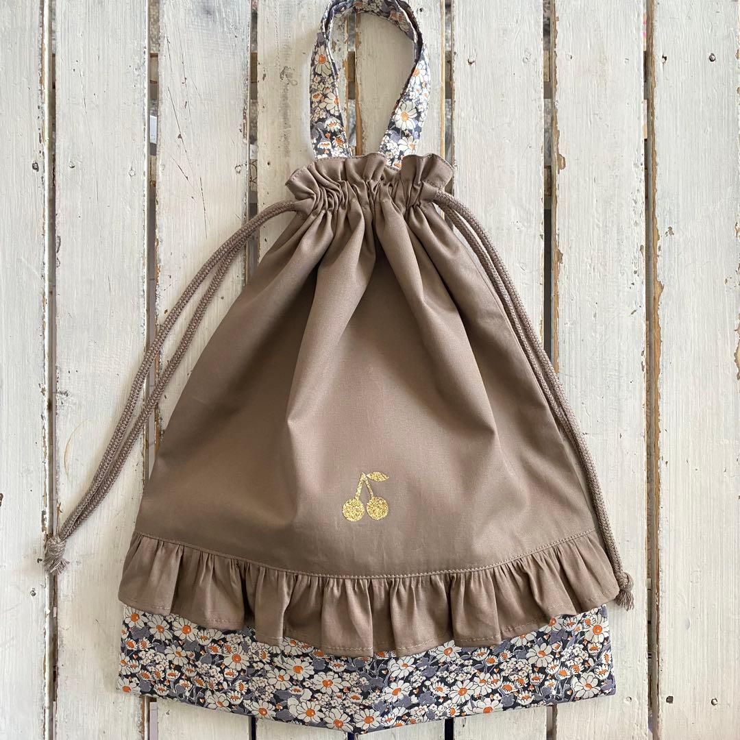 ハチ様⭐︎リバティプリント使用×さくらんぼワッペン入園入学アイテムオーダー