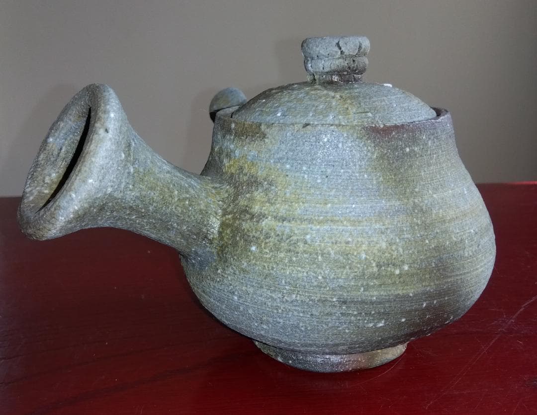 越前焼名工　白越不朝（塩越窯）自然灰釉究極美が迸る逸品横手（よこで）急須No:2