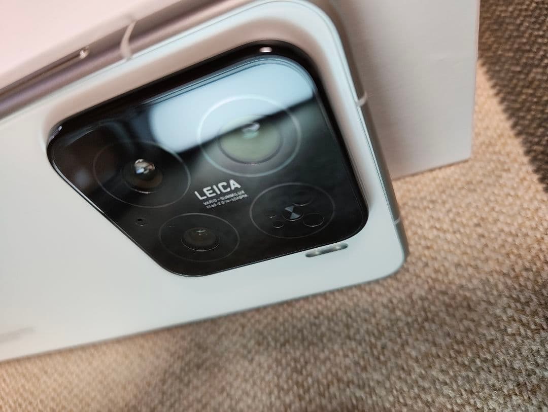 Xiaomi 15　12GB 256GB　ホワイト　SIMフリー