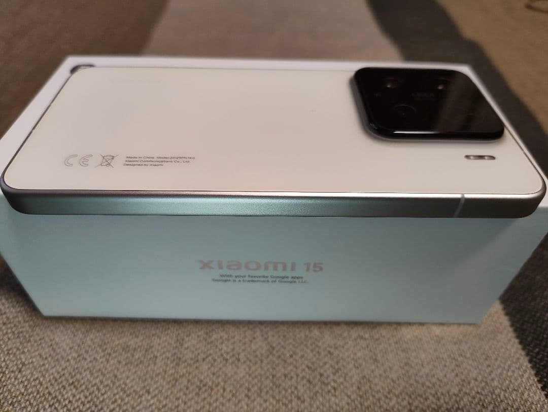 Xiaomi 15　12GB 256GB　ホワイト　SIMフリー