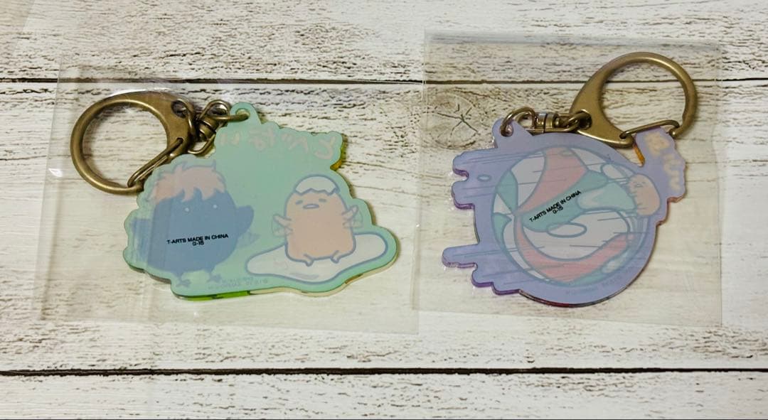 【ハイキュー‼︎ ぐでたま】アニカフェ/セブン限定等　キーホルダー&缶バッチ&文具