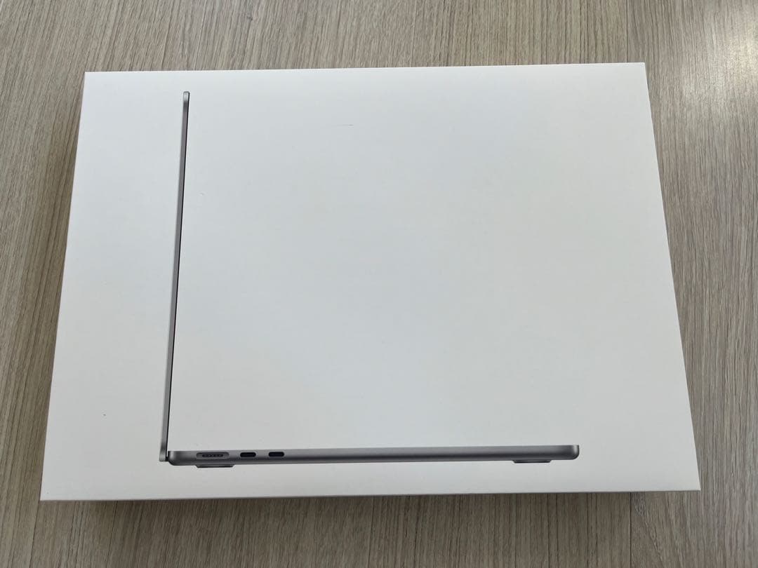 極美品 Apple MacBook Air 13インチ スペースグレー
