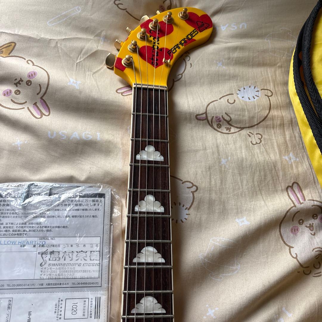 HIDE yellow Heart ギター　zo-3