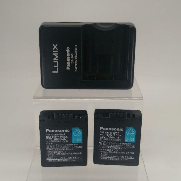 【LUMIX】パナソニック ルミックス DMC-FZ5 動作品 2台セット