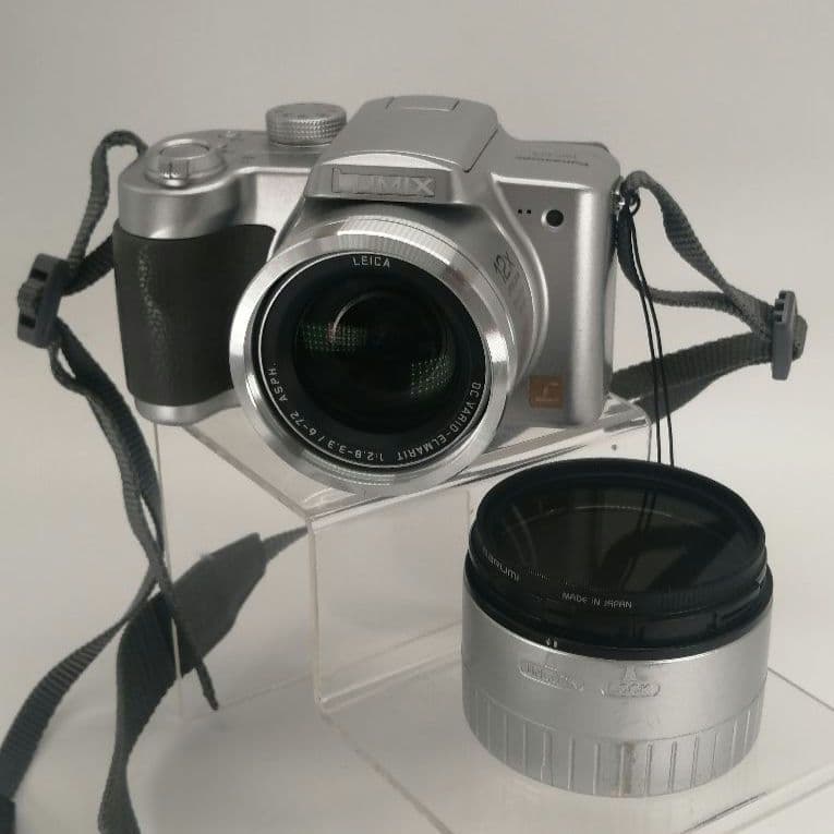 【LUMIX】パナソニック ルミックス DMC-FZ5 動作品 2台セット