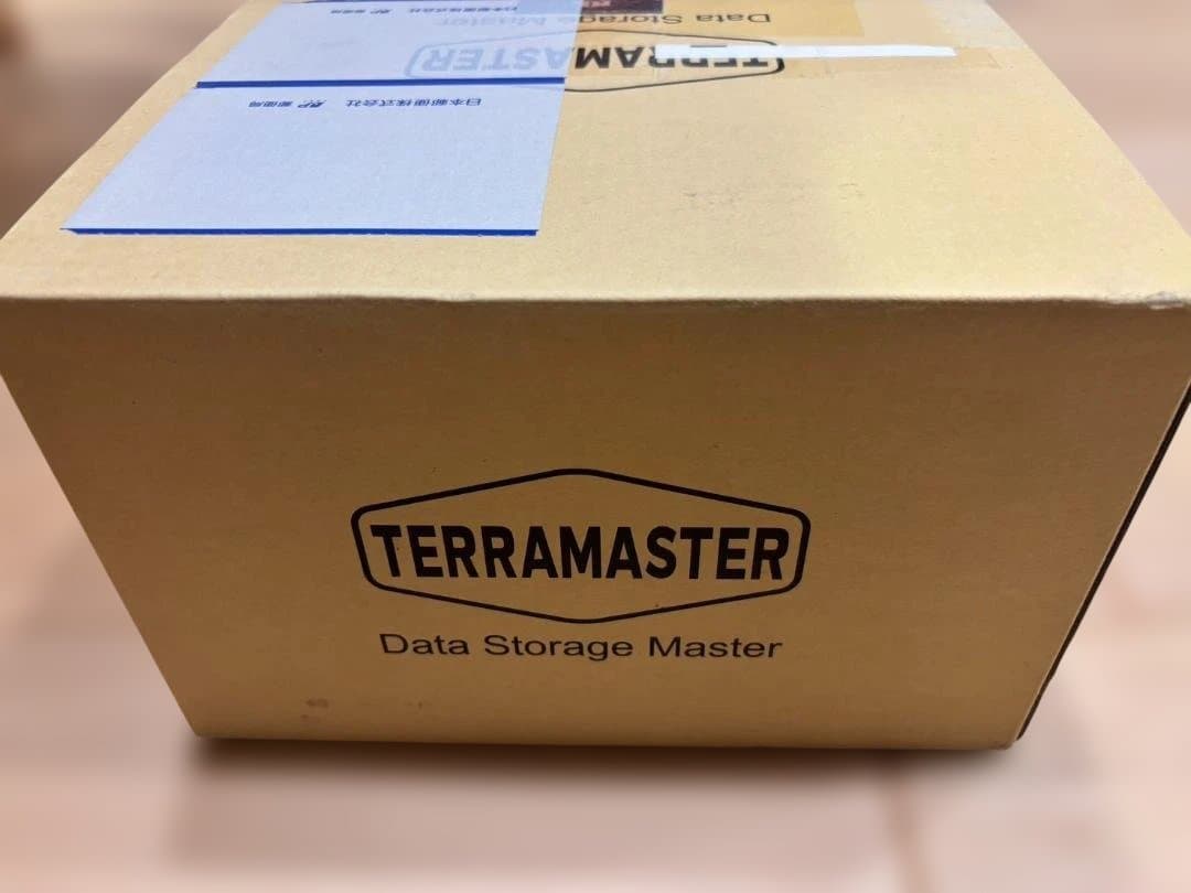 【未使用品】テラマスターD5ハイブリッド　ディスクエンクロージャ -