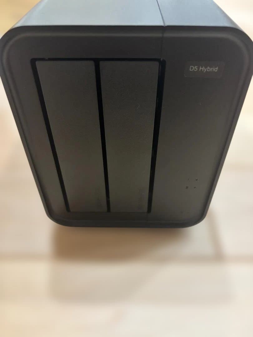 【未使用品】テラマスターD5ハイブリッド　ディスクエンクロージャ -