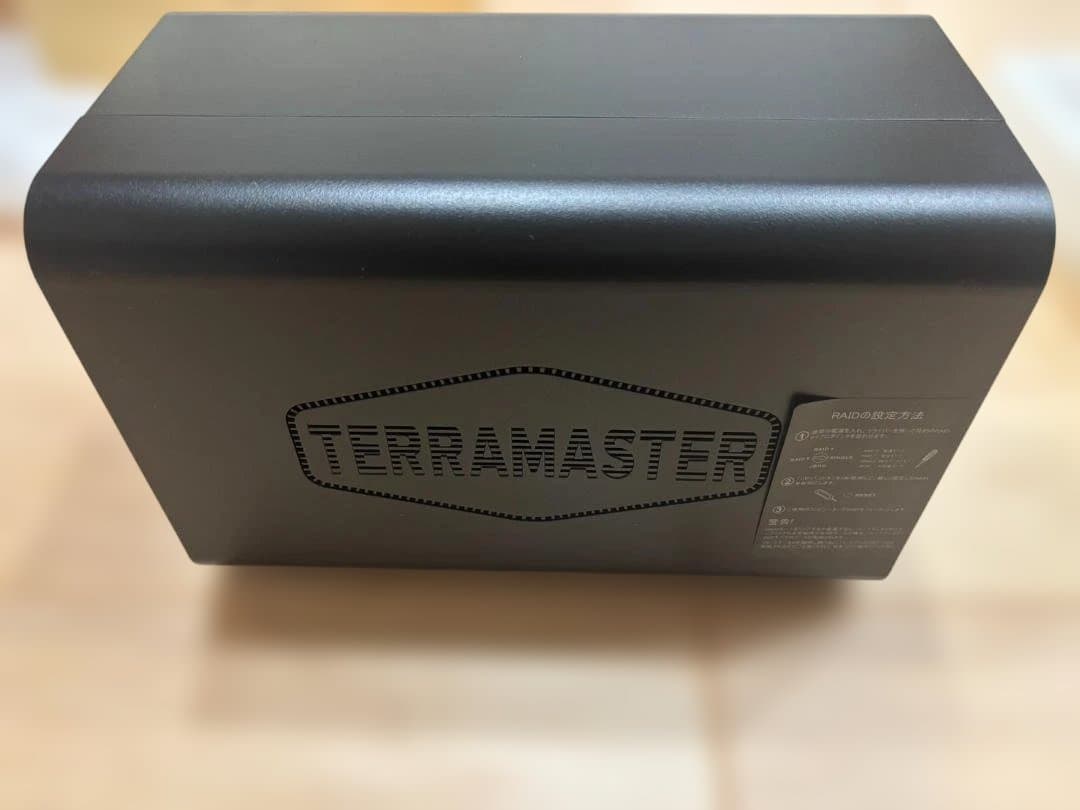 【未使用品】テラマスターD5ハイブリッド　ディスクエンクロージャ -