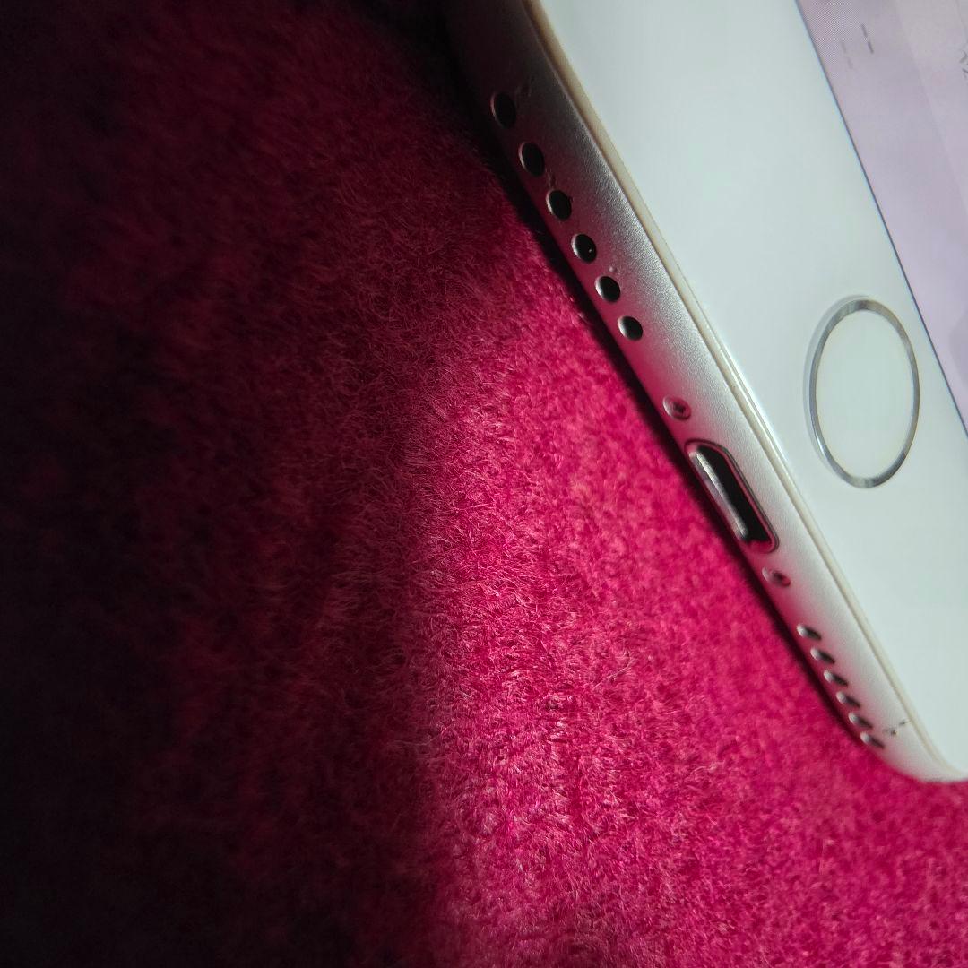 Apple iPhone 7 32GB バッテリー95%