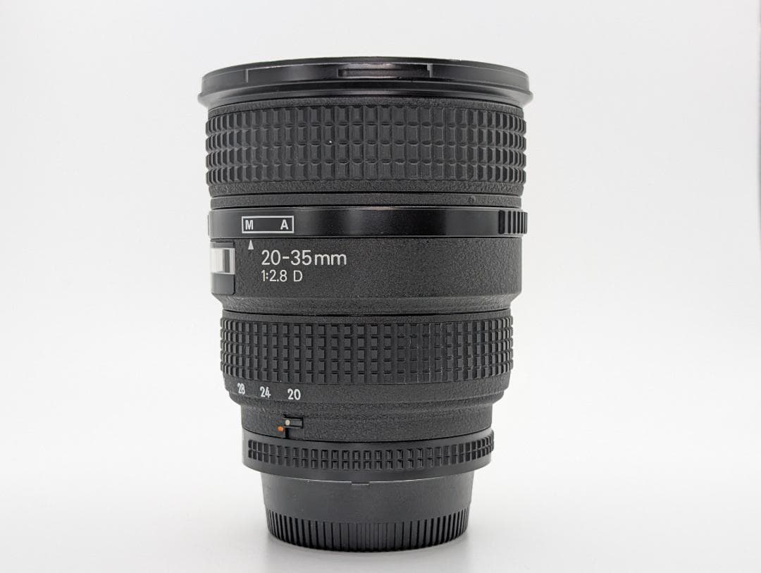 Nikon AF NIkkor 20-35mm F2.8 D ニコン