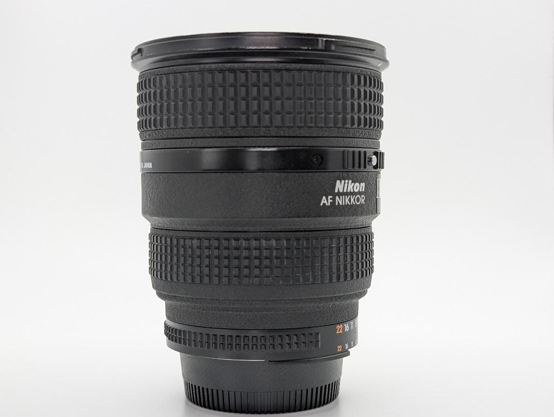 Nikon AF NIkkor 20-35mm F2.8 D ニコン