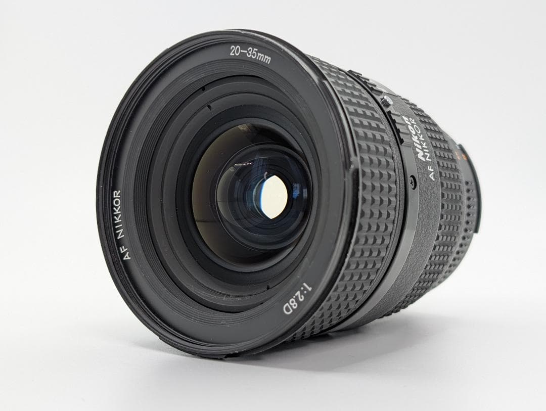 Nikon AF NIkkor 20-35mm F2.8 D ニコン