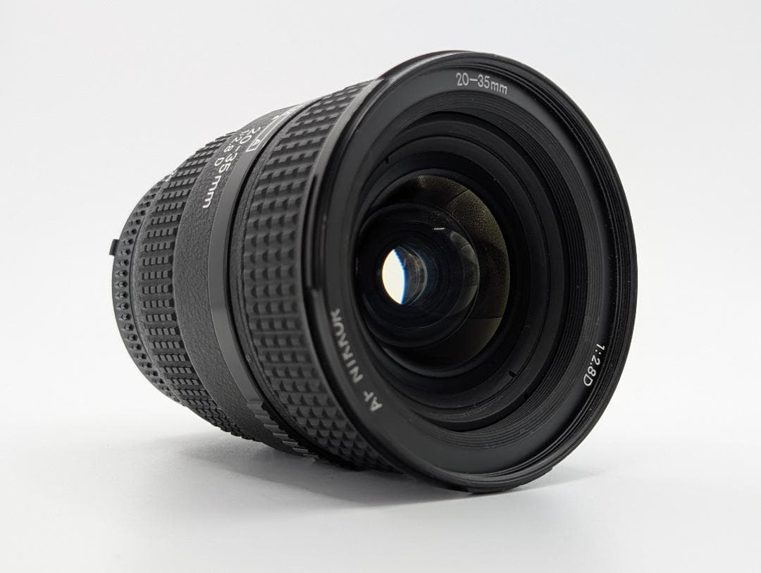 Nikon AF NIkkor 20-35mm F2.8 D ニコン