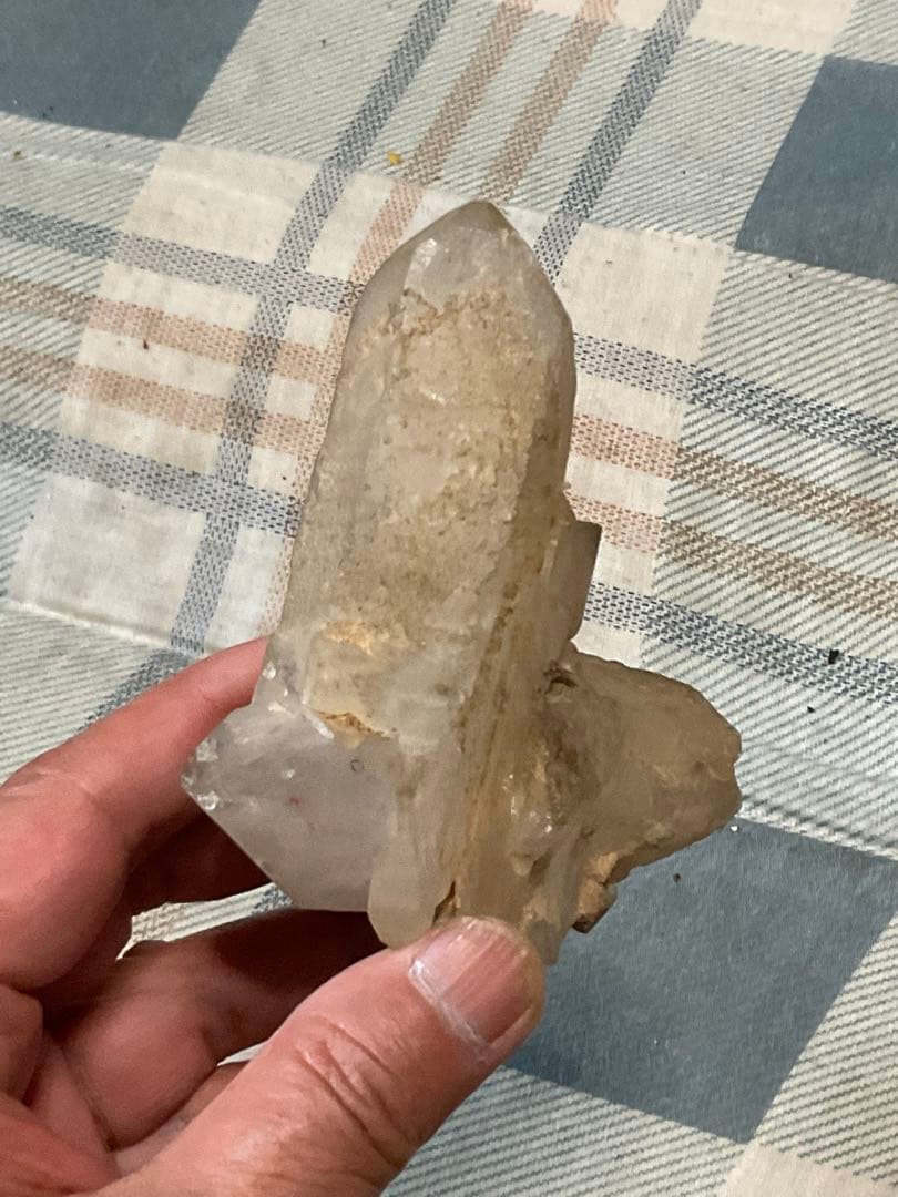 天然石の水晶。自然宝石。保護布袋入り。【状態良好　古代浪漫】。