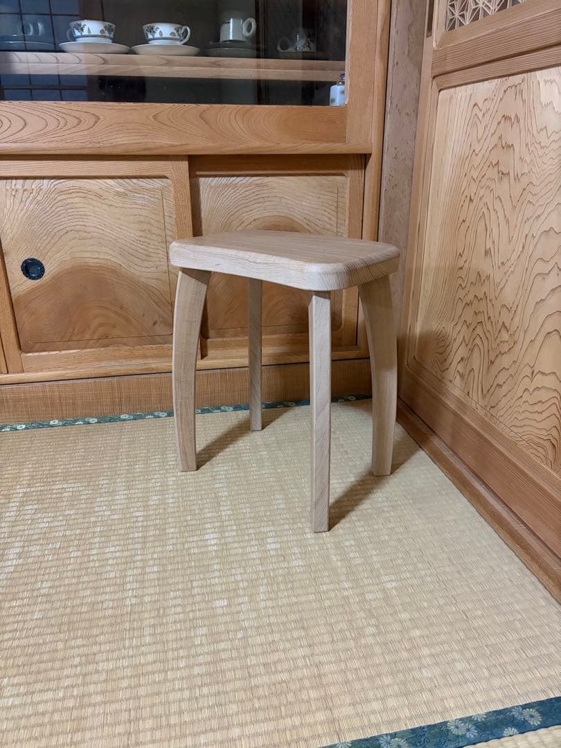 1391建具屋58年のおじいさんの手作り木製サイドテーブル、イス、スツール